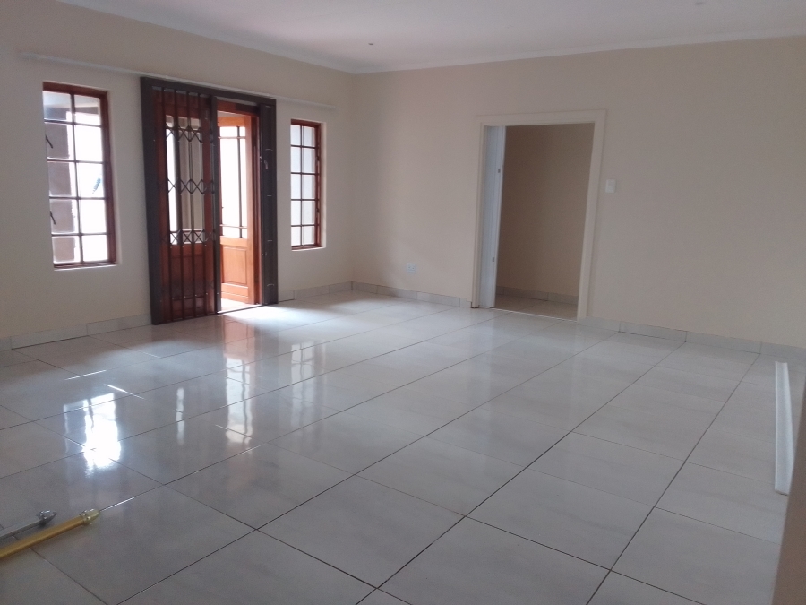 3 Bedroom Property for Sale in Safari Gardens North West